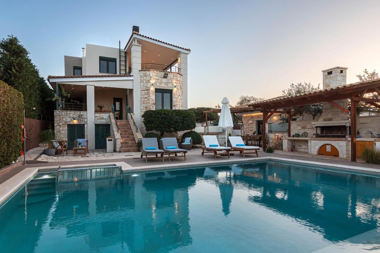 Villa Antonia Blue Mourniaí